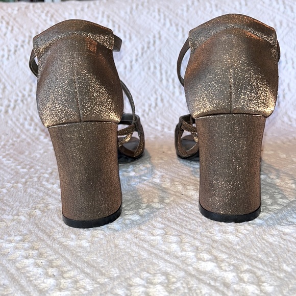 Mootsies Tootsies Collection Sparkly Bronze Fabric Sandals 6.5 M - Picture 3 of 8